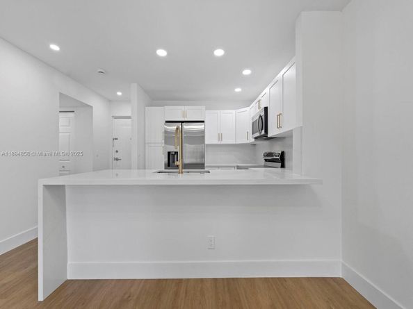 8101 Camino Real C320, Miami FL 33143