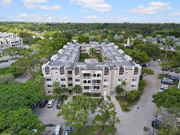 8101 Camino Real C320, Miami FL 33143