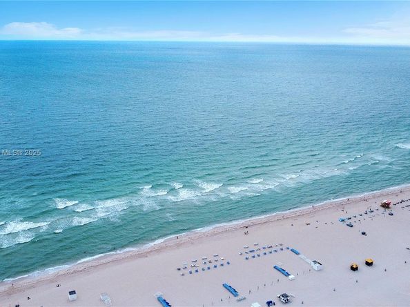 1621 Collins Ave 710, Miami Beach FL 33139