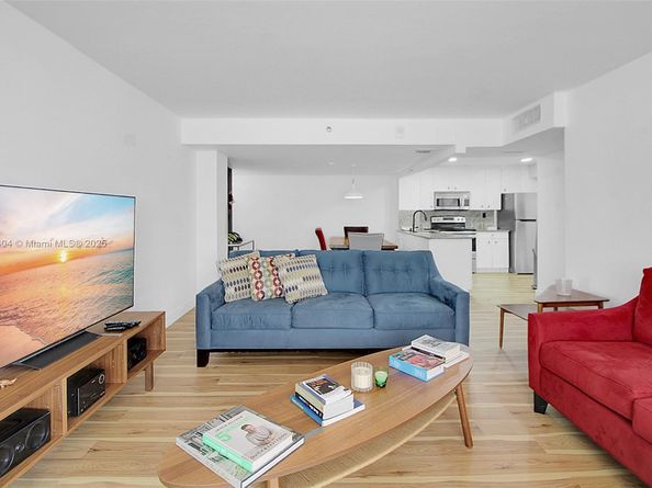 1621 Collins Ave 710, Miami Beach FL 33139