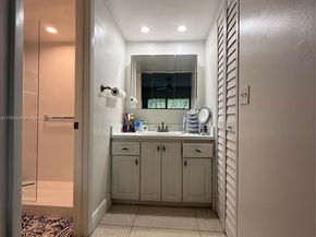 9741 Sunrise Lakes Blvd 107, Sunrise FL 33322