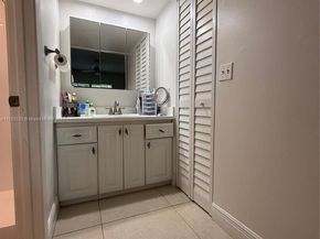 9741 Sunrise Lakes Blvd 107, Sunrise FL 33322