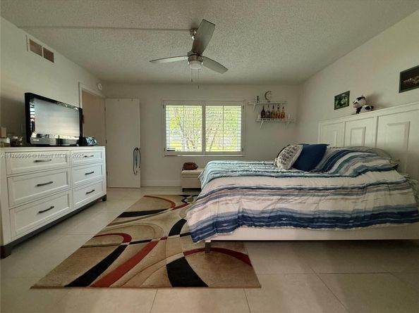 9741 Sunrise Lakes Blvd 107, Sunrise FL 33322