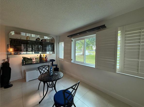 9741 Sunrise Lakes Blvd 107, Sunrise FL 33322