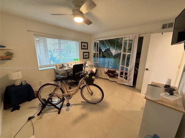 9741 Sunrise Lakes Blvd 107, Sunrise FL 33322