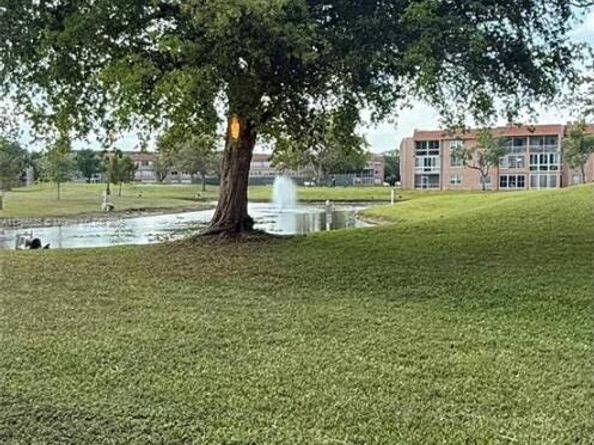9741 Sunrise Lakes Blvd 107, Sunrise FL 33322