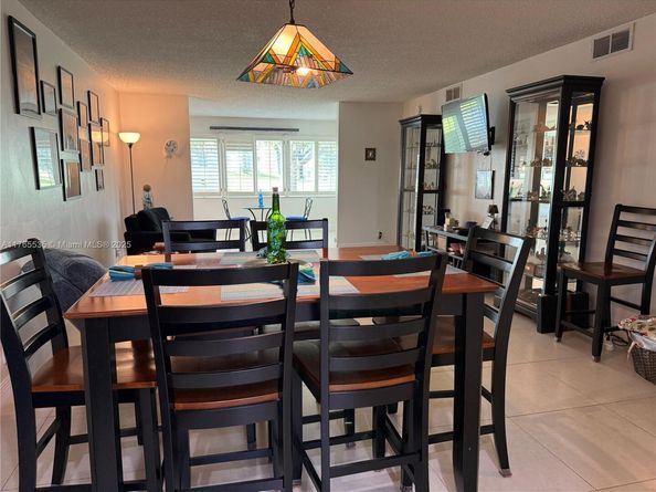 9741 Sunrise Lakes Blvd 107, Sunrise FL 33322