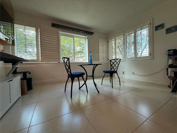 9741 Sunrise Lakes Blvd 107, Sunrise FL 33322