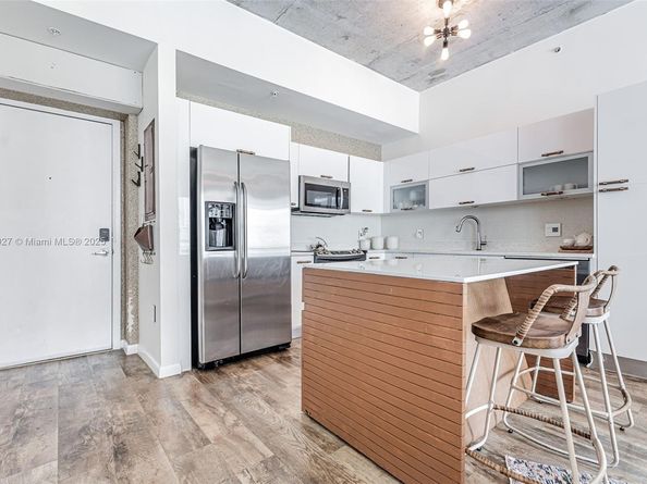 133 NE 2nd Ave 1208, Miami FL 33132