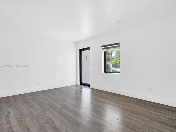 14970 Leisure Dr, Homestead FL 33033