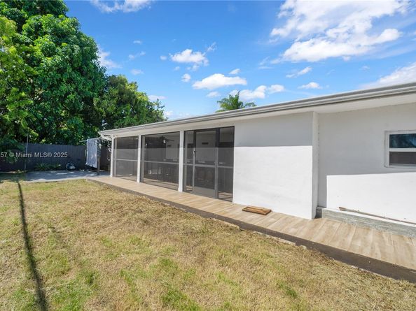 14970 Leisure Dr, Homestead FL 33033