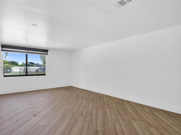 14970 Leisure Dr, Homestead FL 33033