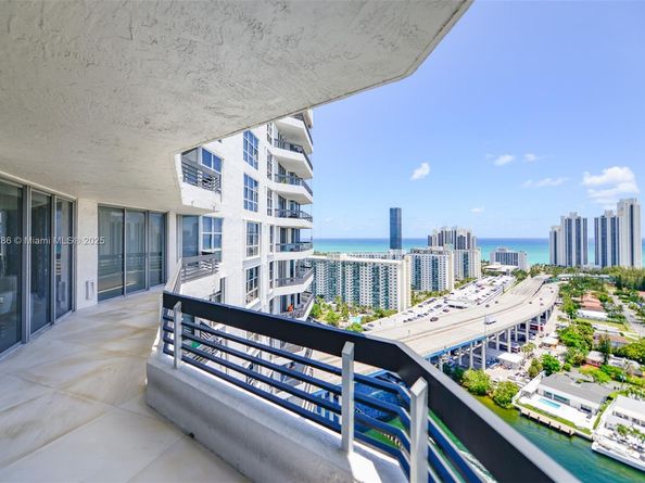 19195 Mystic Pointe Dr 2707, Aventura FL 33180