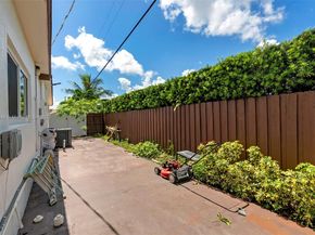 9625 SW 47th St, Miami FL 33165