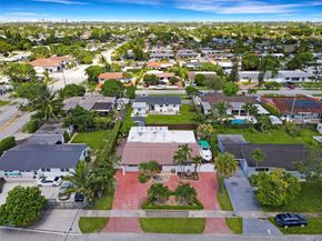 9625 SW 47th St, Miami FL 33165