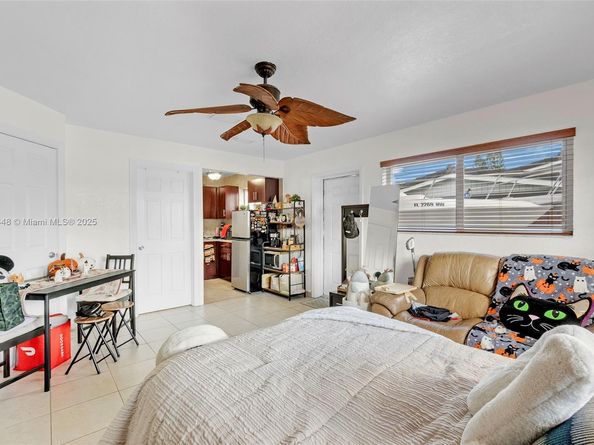 9625 SW 47th St, Miami FL 33165