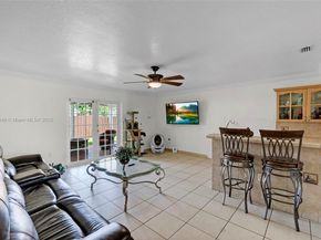 9625 SW 47th St, Miami FL 33165