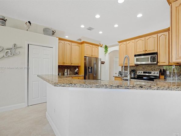 12851 Luray Rd, Southwest Ranches FL 33330