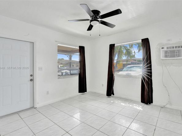 724 NW 6th St, Hallandale Beach FL 33009