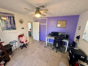 201 SE 3rd Ave, Pompano Beach FL 33060
