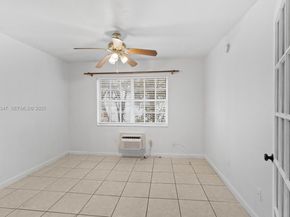 318 Majorca Ave 203, Coral Gables FL 33134