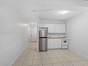 318 Majorca Ave 203, Coral Gables FL 33134