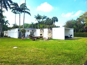8290 Sunset Dr, Miami FL 33143