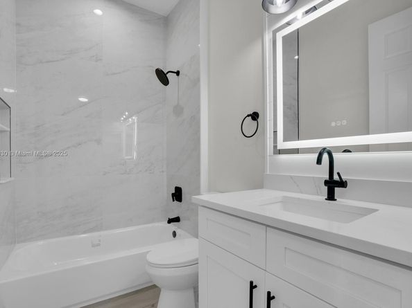 4123 Parkside Dr, Jupiter FL 33458