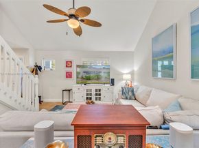 390 SE 2nd Ave J3, Deerfield Beach FL 33441