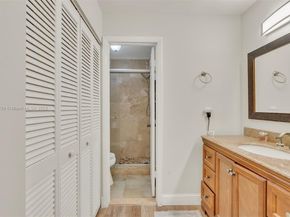 390 SE 2nd Ave J3, Deerfield Beach FL 33441