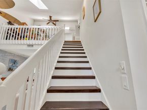 390 SE 2nd Ave J3, Deerfield Beach FL 33441