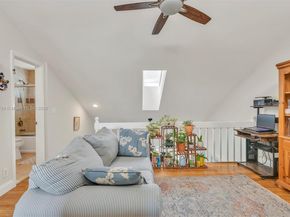 390 SE 2nd Ave J3, Deerfield Beach FL 33441