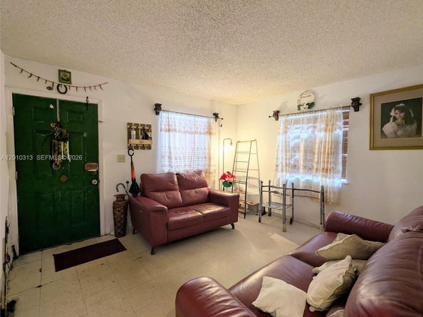 5256 W 24th Ave 53, Hialeah FL 33016
