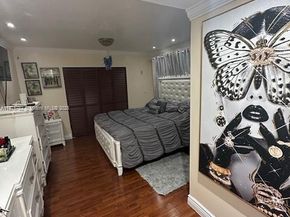 300 NW 77th Way, Pembroke Pines FL 33024
