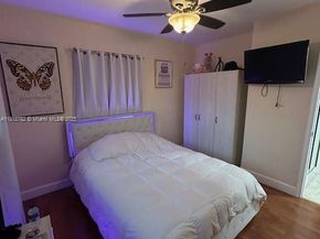 300 NW 77th Way, Pembroke Pines FL 33024