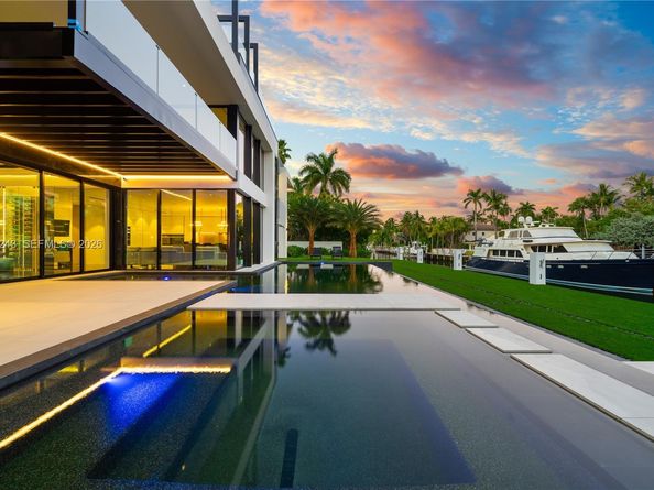 340 San Marco Dr, Fort Lauderdale FL 33301