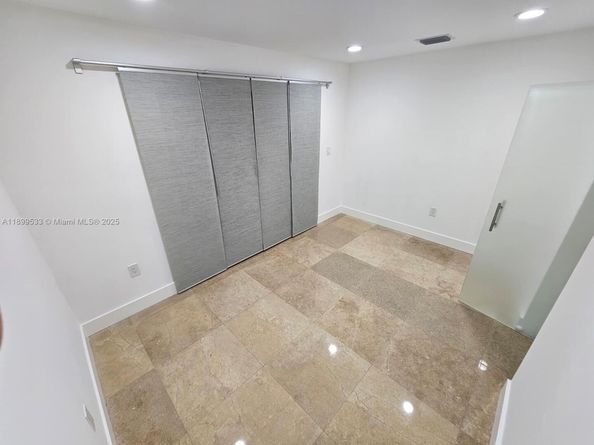 5754 NW 98th Ave, Doral FL 33178