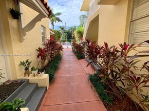 1337 Euclid Ave 103, Miami Beach FL 33139