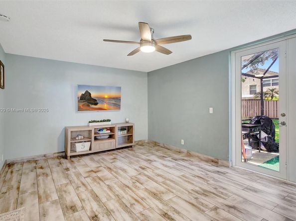 10948 NW 12th Ct, Plantation FL 33322