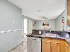 10948 NW 12th Ct, Plantation FL 33322