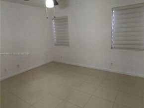 6551 NW 170th Ter, Hialeah FL 33015