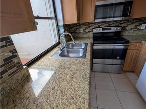 6551 NW 170th Ter, Hialeah FL 33015