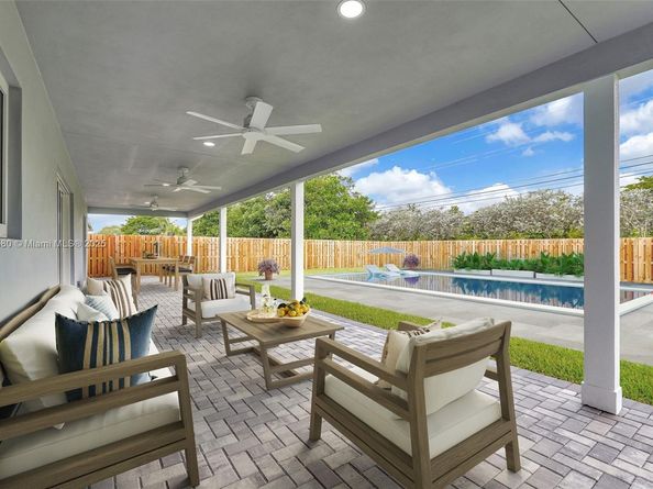 3805 Lincoln St, Hollywood FL 33021