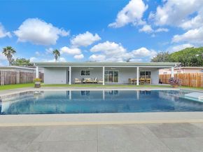 3805 Lincoln St, Hollywood FL 33021
