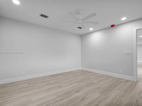 3805 Lincoln St, Hollywood FL 33021