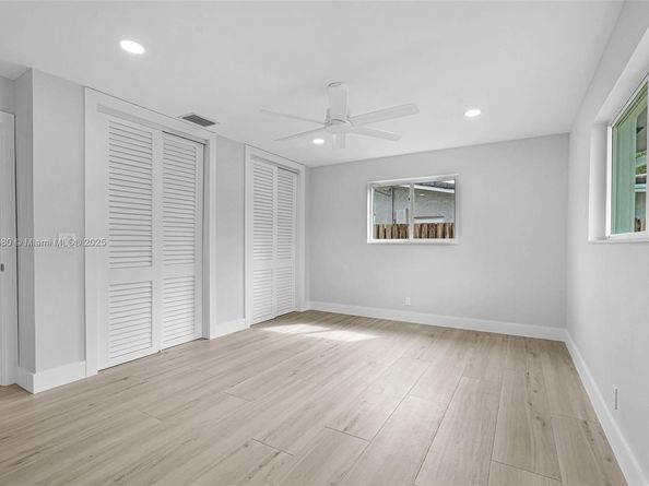 3805 Lincoln St, Hollywood FL 33021