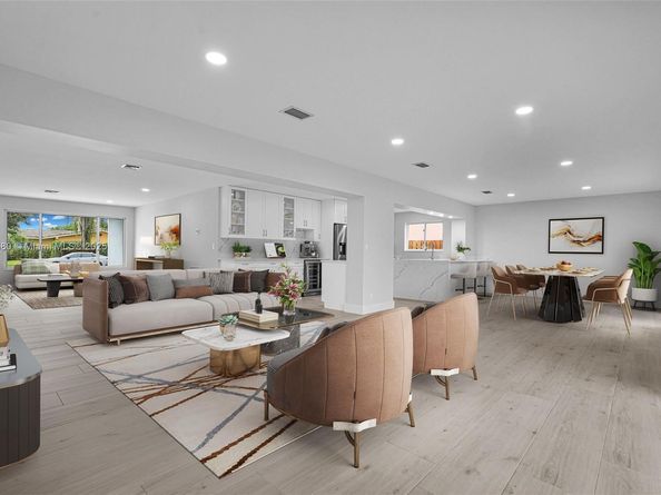 3805 Lincoln St, Hollywood FL 33021
