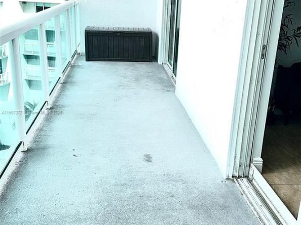 1800 N Bayshore Dr 1906, Miami FL 33132