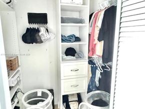 1800 N Bayshore Dr 1906, Miami FL 33132