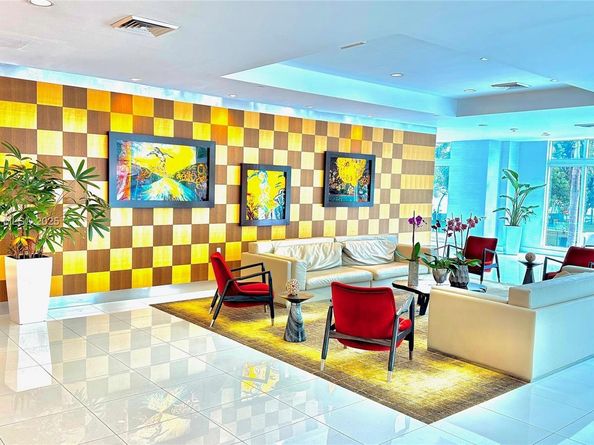 1800 N Bayshore Dr 1906, Miami FL 33132